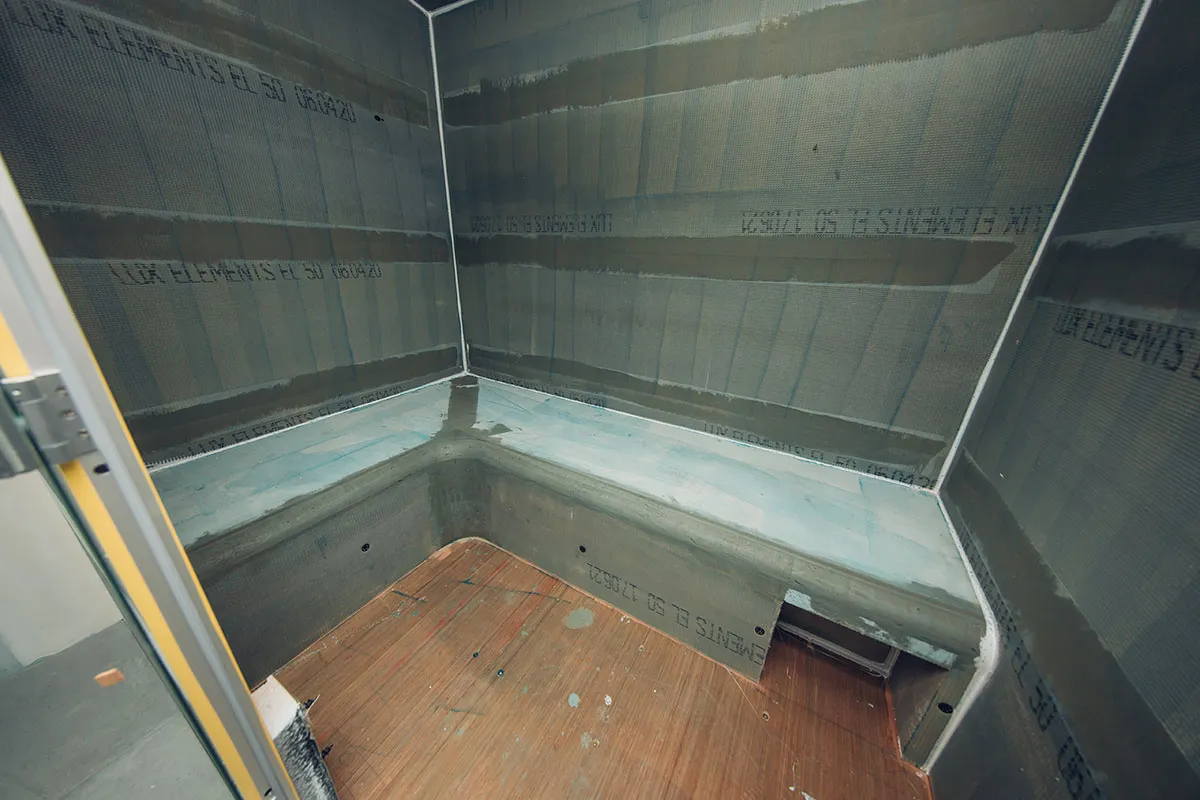 container 28